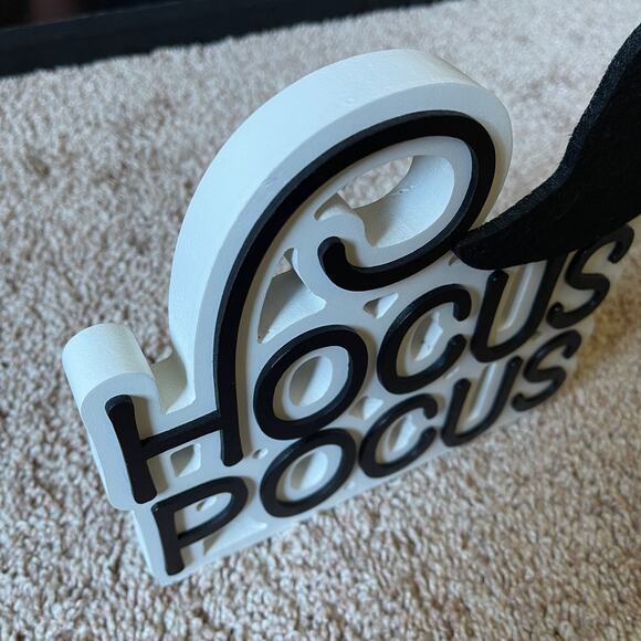 Target Hocus Pocus Witch Hat Table Top Sign Halloween Decor NWOT - Picture 7 of 16